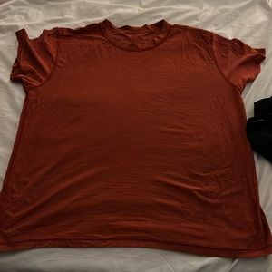 Lululemon t-shirt size 12